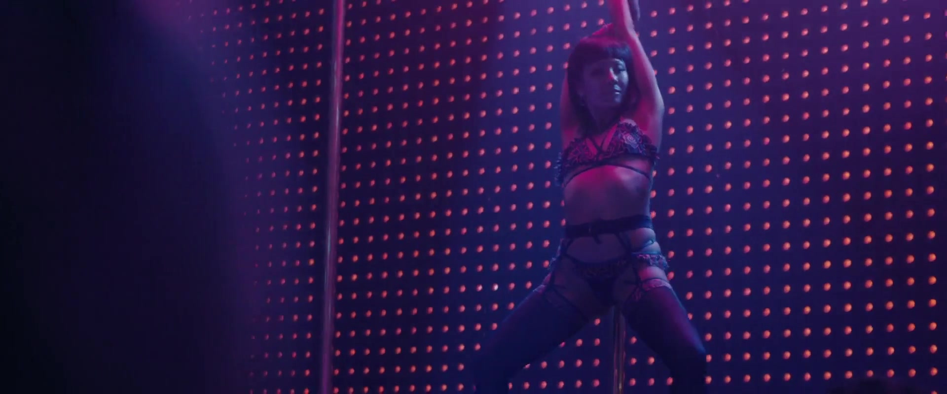 Constance Wu Nude Scene in Hustlers (2019): Jennifer Lopez & Full Movie Highlights