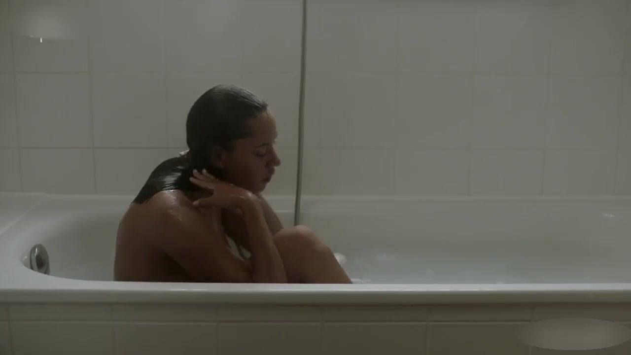 Salka Weber Nude Scene in Festmachen S01E05 (2024) – Exclusive Video & Photos