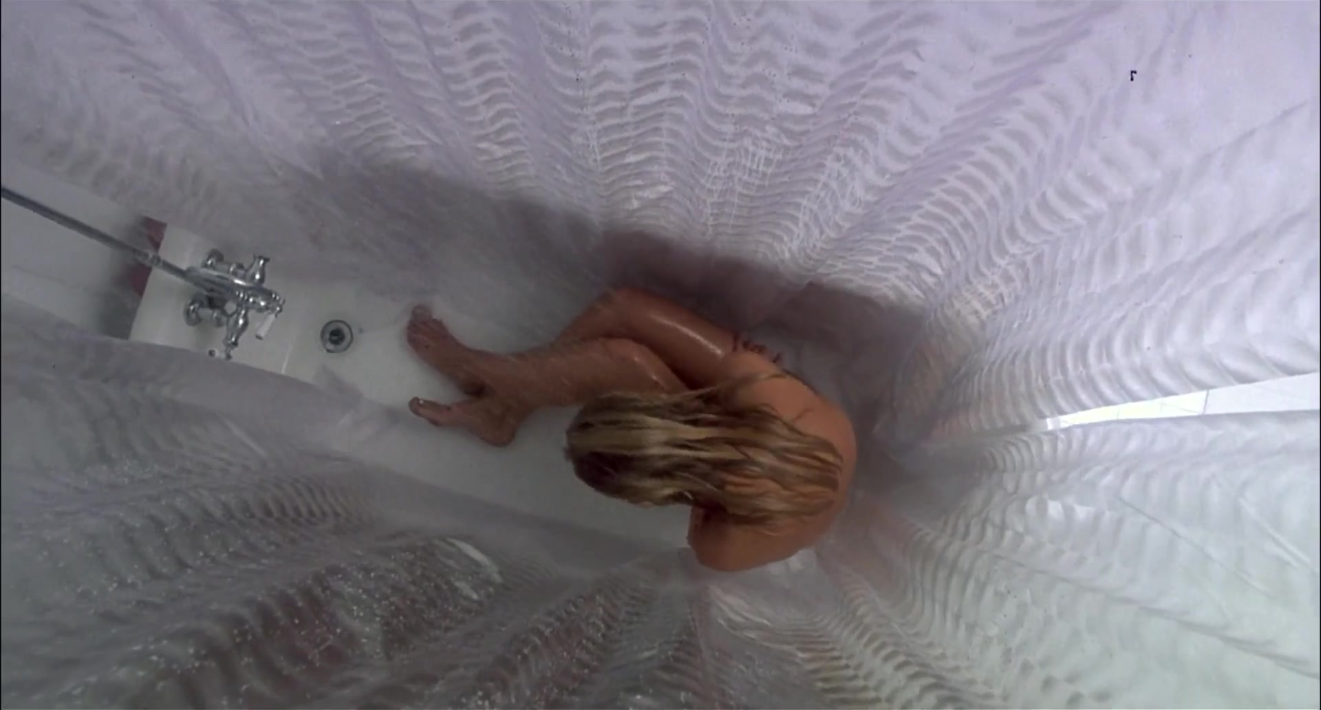 Donna D’Errico & Rena Riffel Nude Scenes in Candyman 3: Day of the Dead (1999) – Full Movie Clips