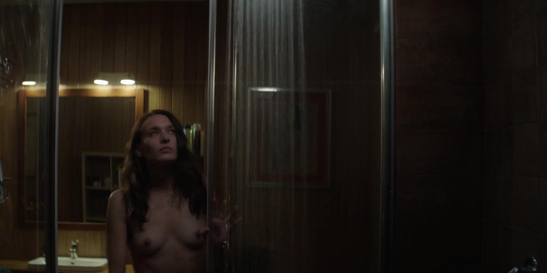 Josefin Asplund Nude Scene in Himmelsdalen S01E03 (2019) – Uncensored Photos & Clips
