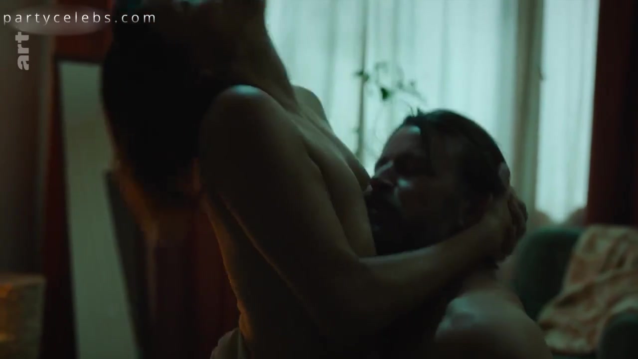 Mari Rantasila Nude Scene in Helsinki-syndrooma S01E01 (2022) – Exclusive HD Clips