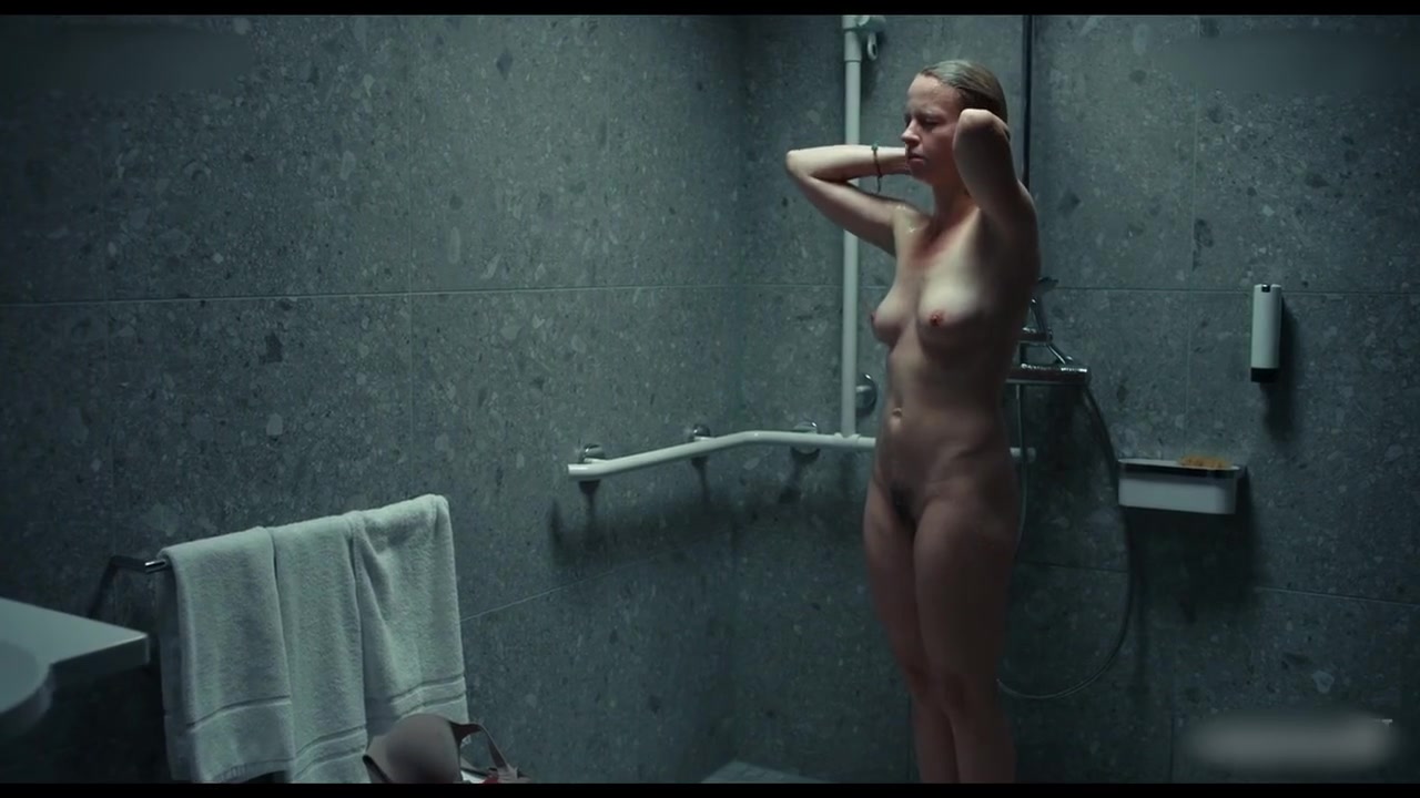 Marta Nieradkiewicz Nude Scene in Lek (2023) – Full Video & Photos