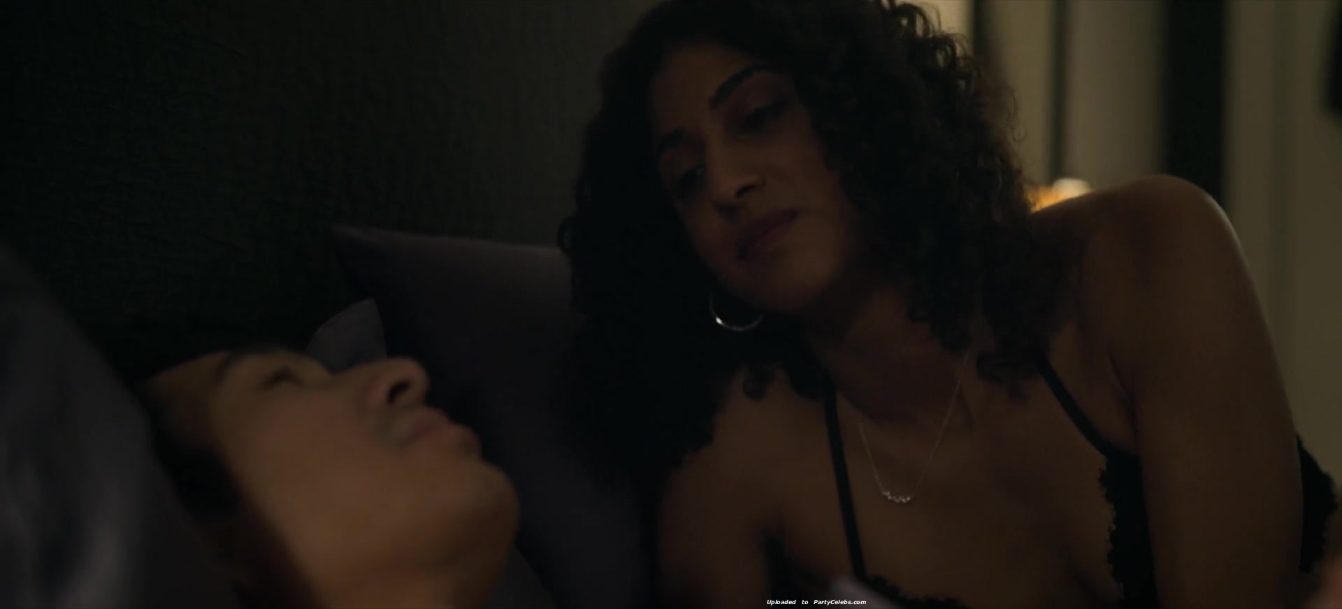 Vella Lovell Nude Scenes in “As We See It” S01E01 & E05 (2022) – Sue Ann Pien & Vella Lovell Exposed