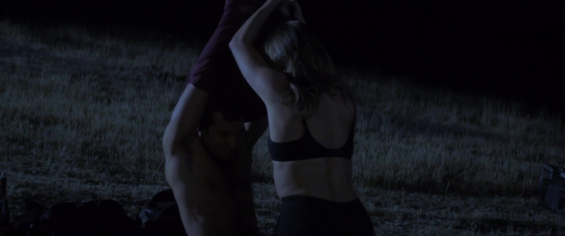 Lauren Swickard Nude Scene in A California Christmas (2020) – Exclusive Photos & Video