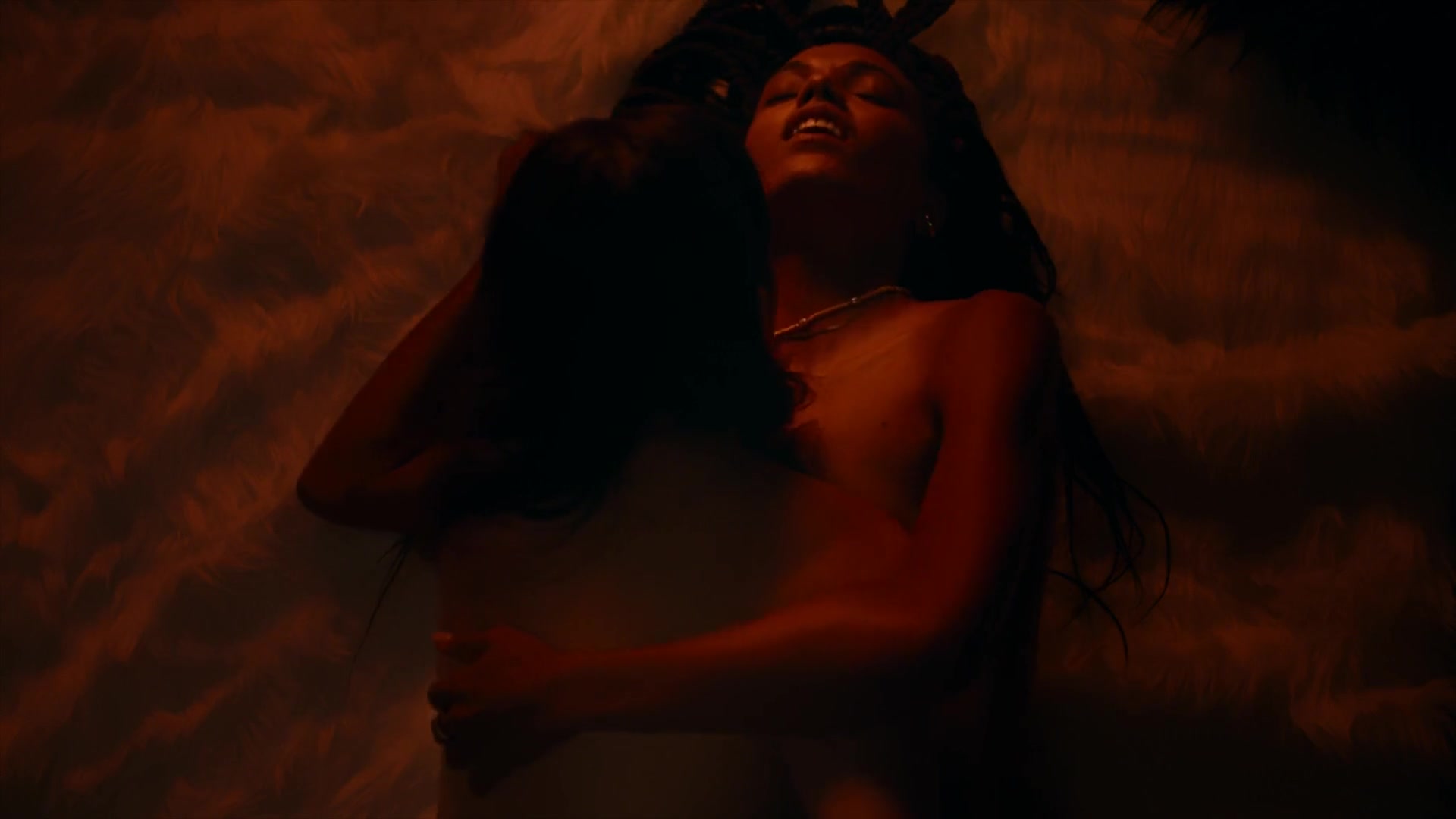 Shannon Woodward Nude Scene in Jagged Mind (2023) Featuring Maisie Richardson-Sellers