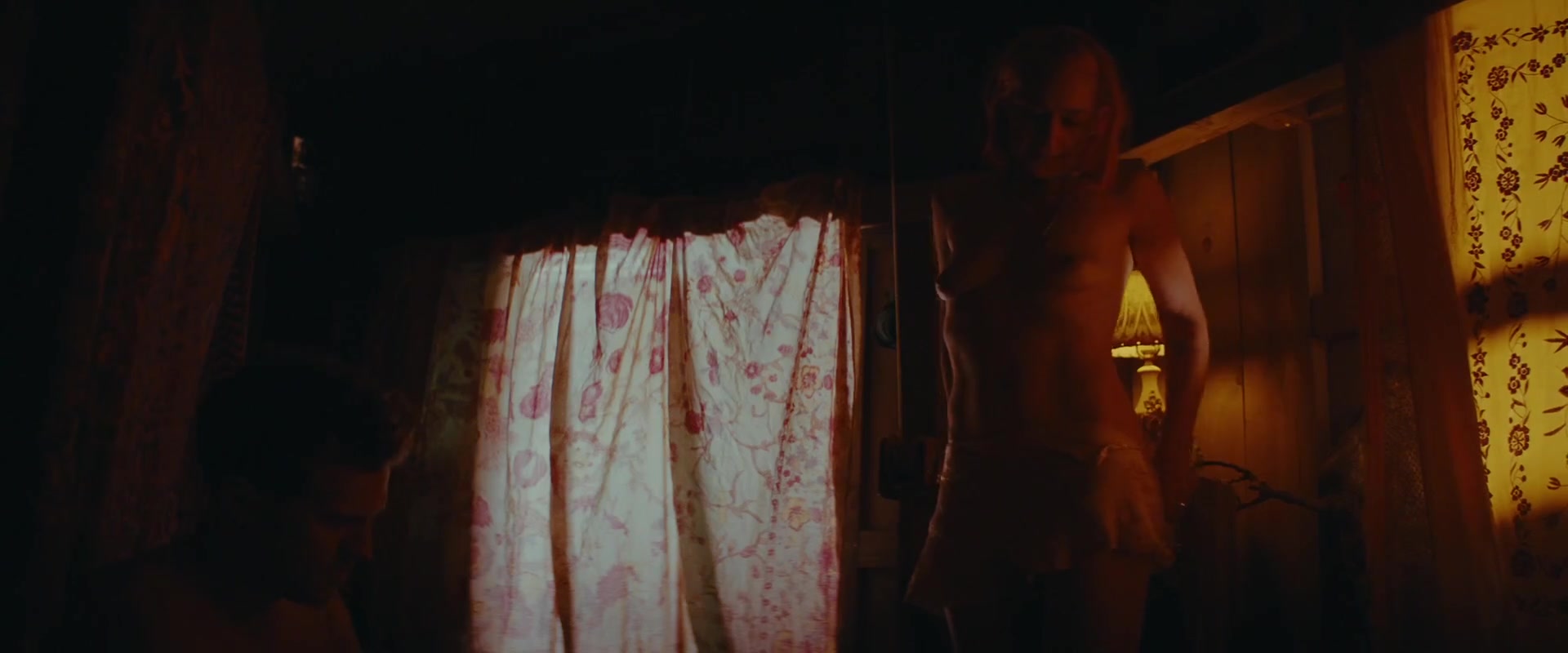 Julie McCullough Nude Scene in Untogether (2018) Featuring Jemima Kirke – Uncensored Movie Clips