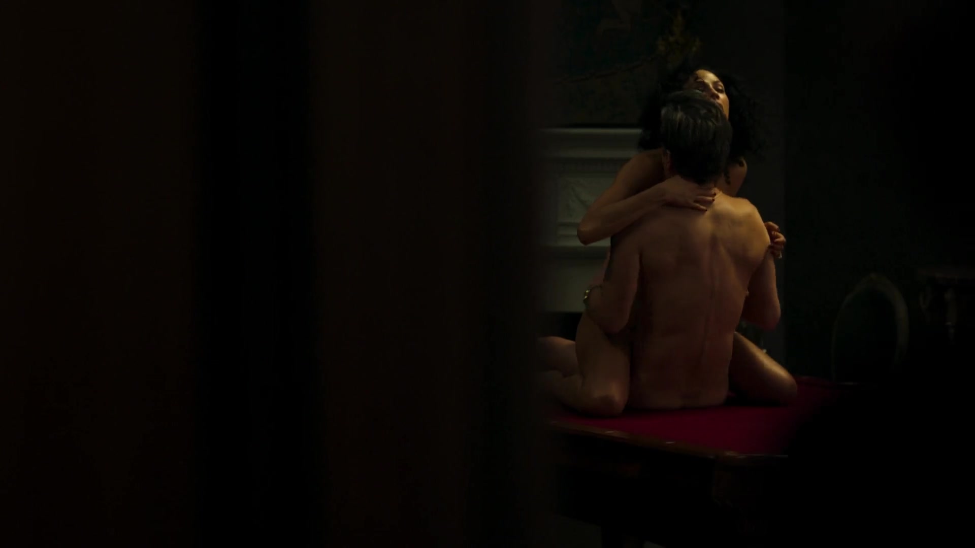 Joanne Kelly Nude Scenes in City on a Hill Season 3 (2022) – Evelyn Giovine Exclusive Clips