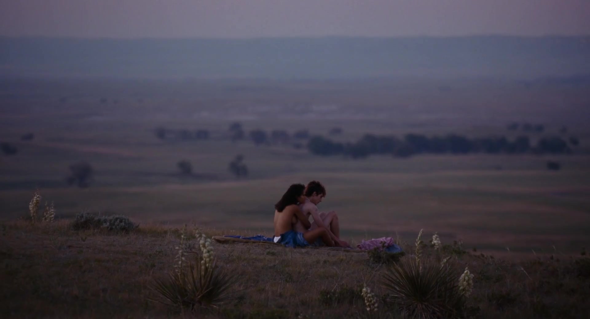 Taylor Russell Nude Scene in Bones and All (2022) – Exclusive Photos & Clips