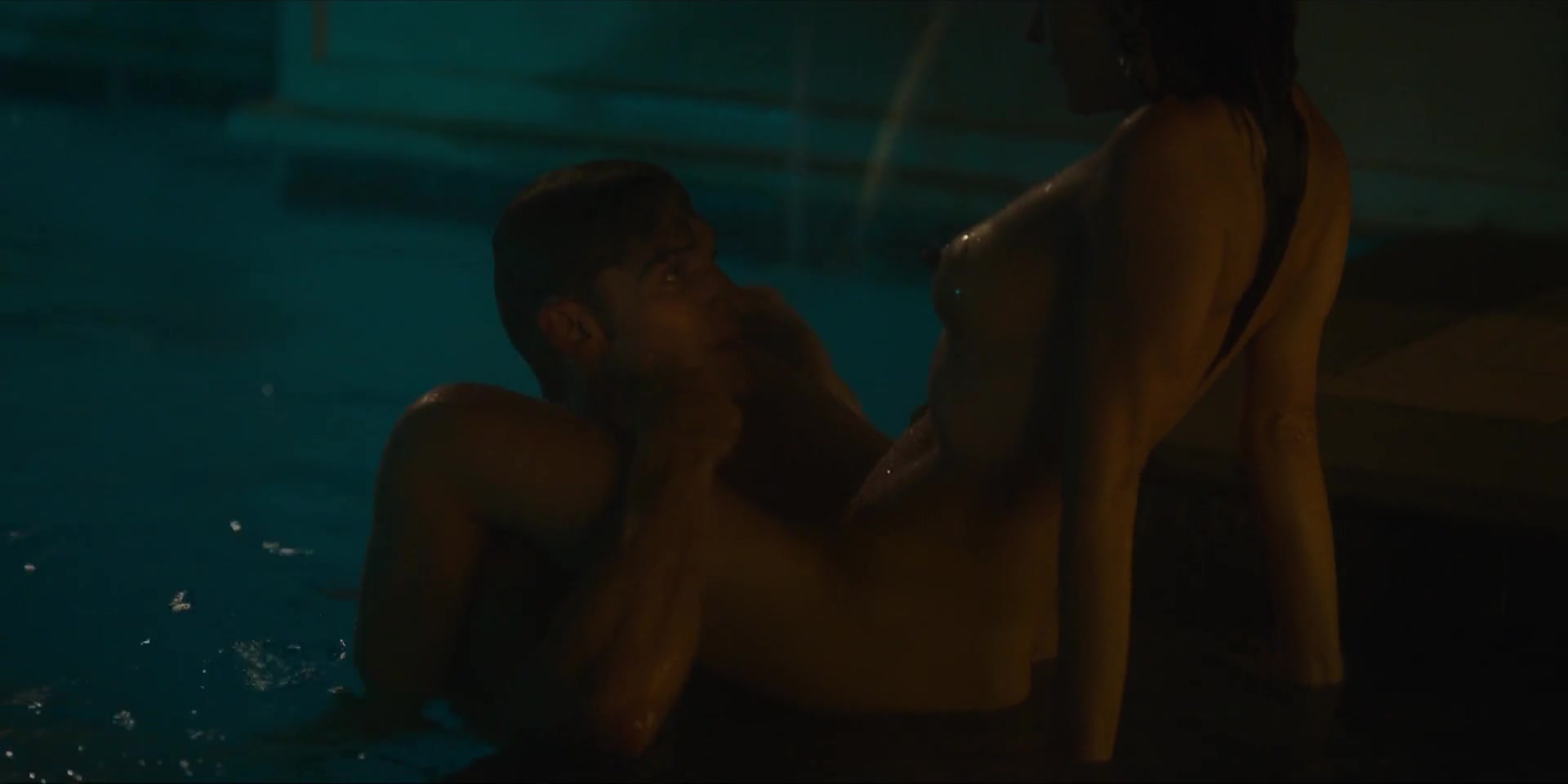 Sarah Shahi Nude Photos & Scenes from SEX/LIFE – Exclusive Gallery & Videos