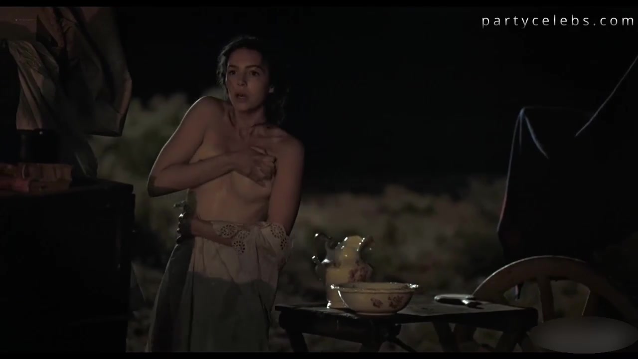 Ella Hunt Nude Scene in Horizon: An American Saga (2024) Featuring Abbey Lee – Exclusive HD Clips