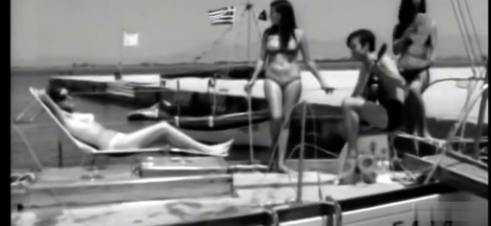 Vera Krouska Nude Scenes in Thymisou, Agapi Mou… (1969) – Rare Photos & Movie Highlights