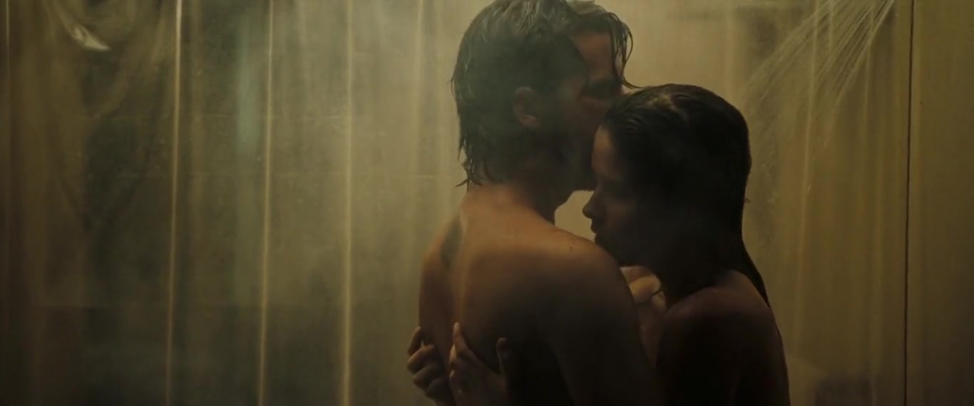 Sophia Bush Nude Scene in The Hitcher (2007) – Exclusive Pictures & Info