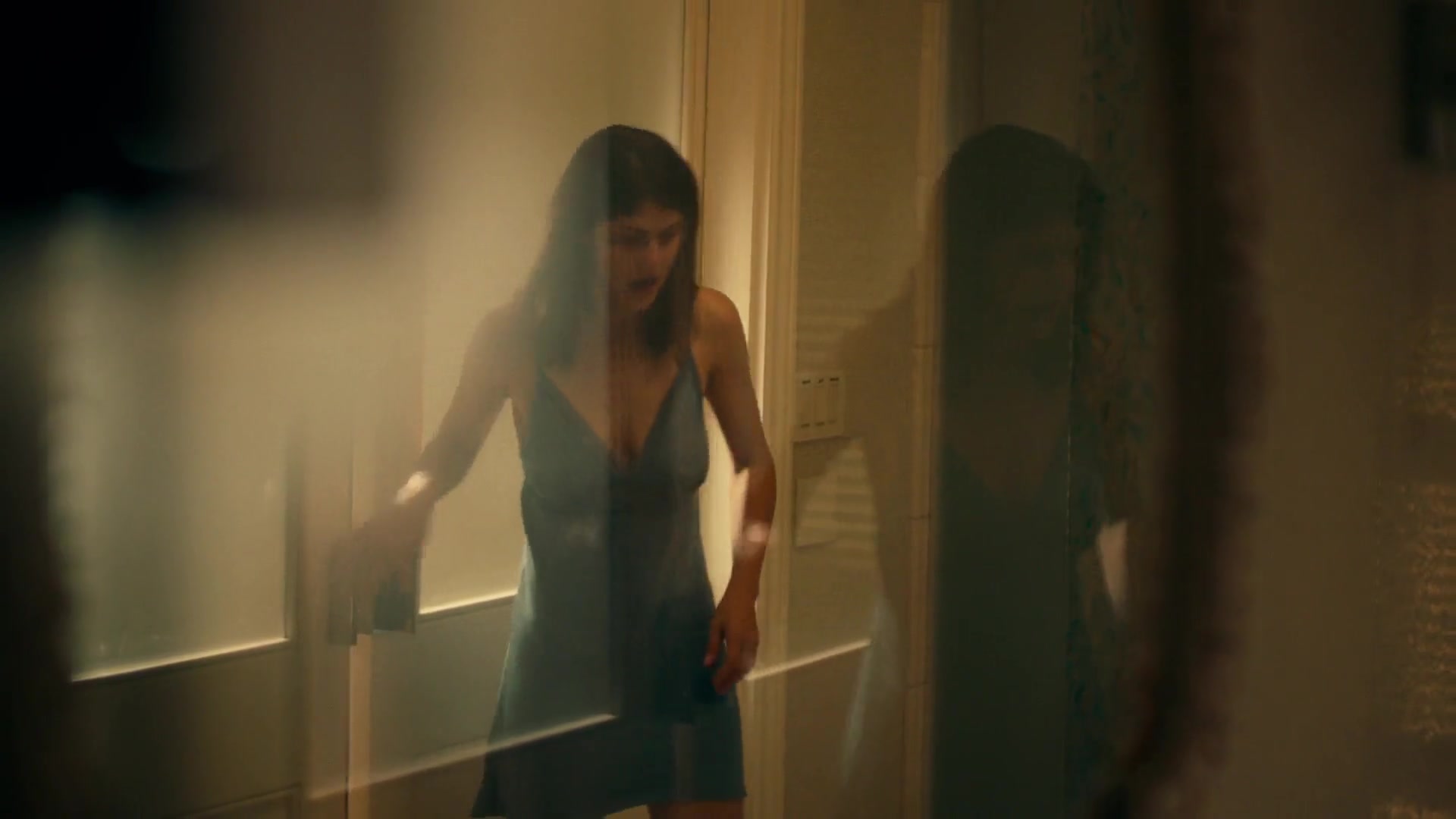 Alexandra Daddario Nude Scene in The White Lotus S01E06 (2021) – Exclusive Photos & Video