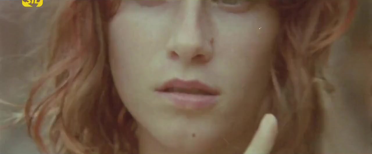 Elisa Heidrich Nude Scenes in Animal Politico (2017) – Explicit Sex in Mainstream Cinema