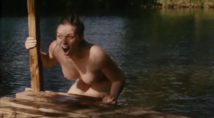 Laura Fraser Nude Scene in Left Luggage (1998) – Exclusive Video & Images