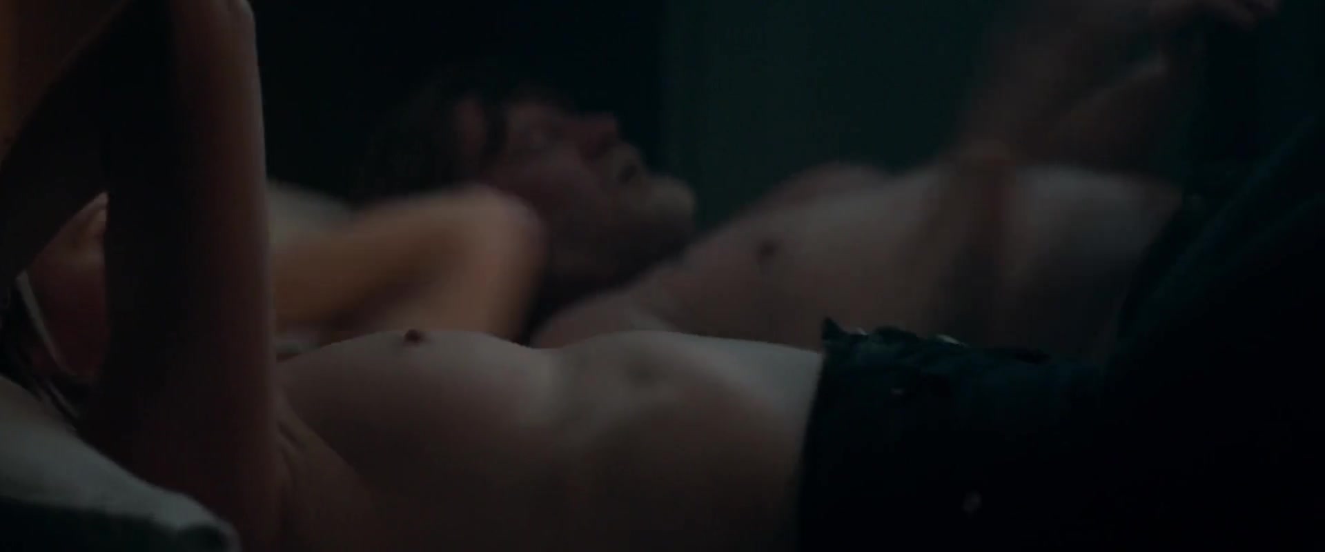 Kate Walsh & Amy Hargreaves Nude Scene in Sometime Other Than Now (2021) – Exclusive Clips & Images