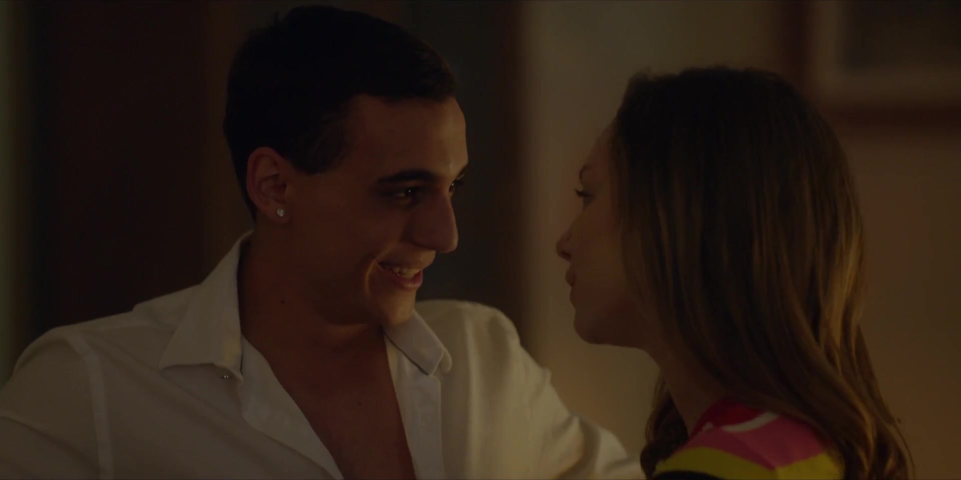 Elite S01E05 Celebrity Nude Scenes: Danna Paola, Ester Exposito & Maria Pedraza | 2018 Extra Mile Movies Highlights