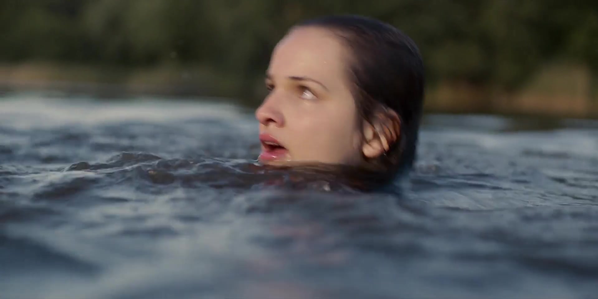 Lisa Vicari & Gina Stiebitz Nude Scene in Dark S02E06 (2019) – Explicit Mainstream Cinema Moments