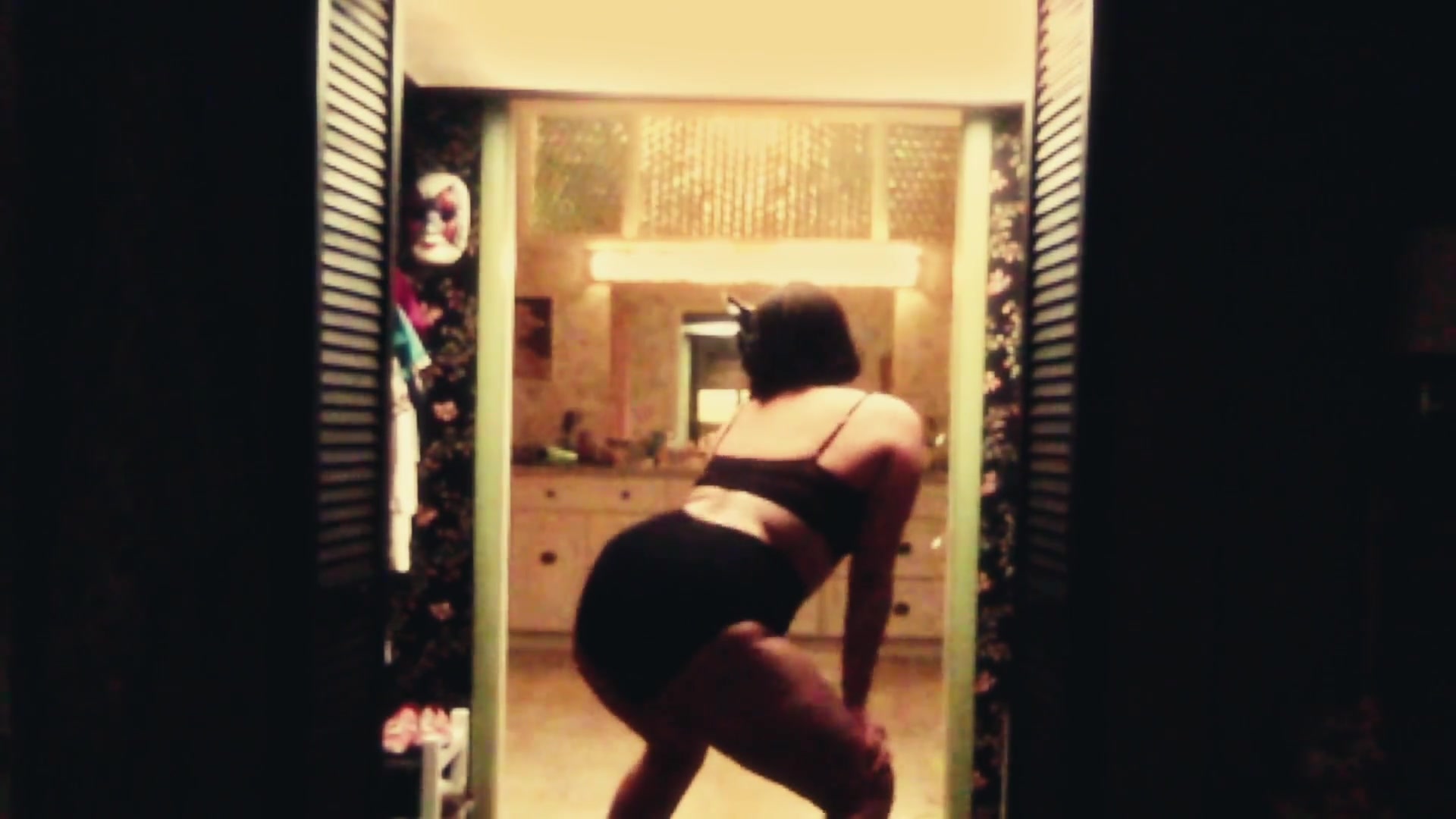 Euphoria S01E03 (2019) Nude Scenes: Barbie Ferreira, Hunter Schafer & Alexa Demie Highlights