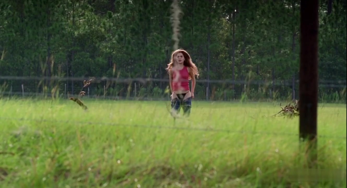 Gina Philips Nude Scene in Jeepers Creepers (2001) – Exclusive Photos & Info