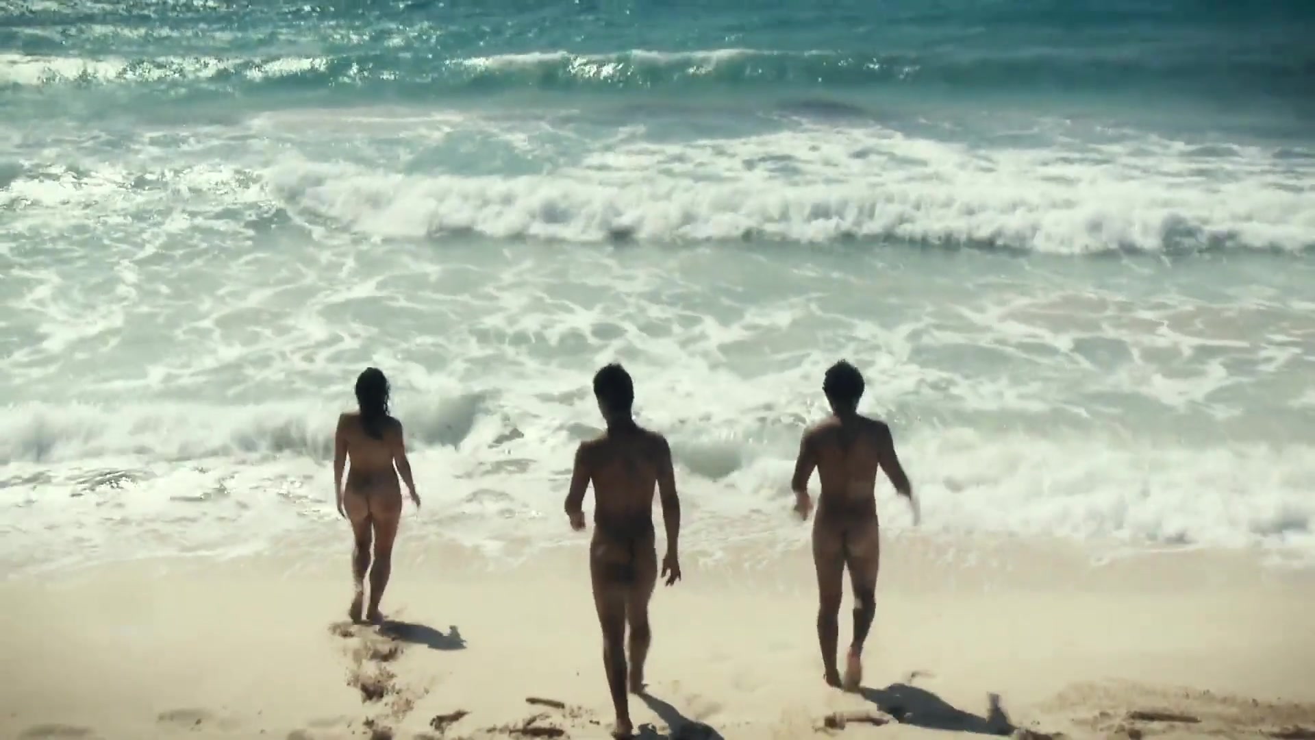 Damayanti Quintanar Nude Scene in Atmosfera (2010) – Exclusive Photos & Info