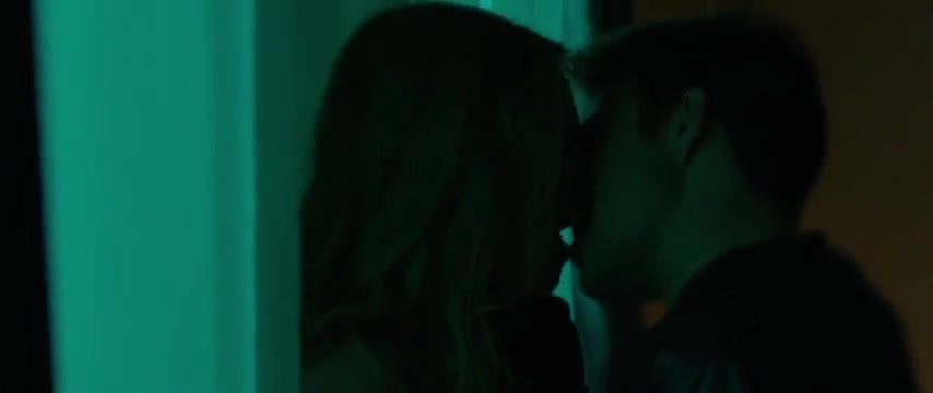 Eliza Taylor Nude Scenes in The November Man (2014) – Extended Sex Scenes & Photos