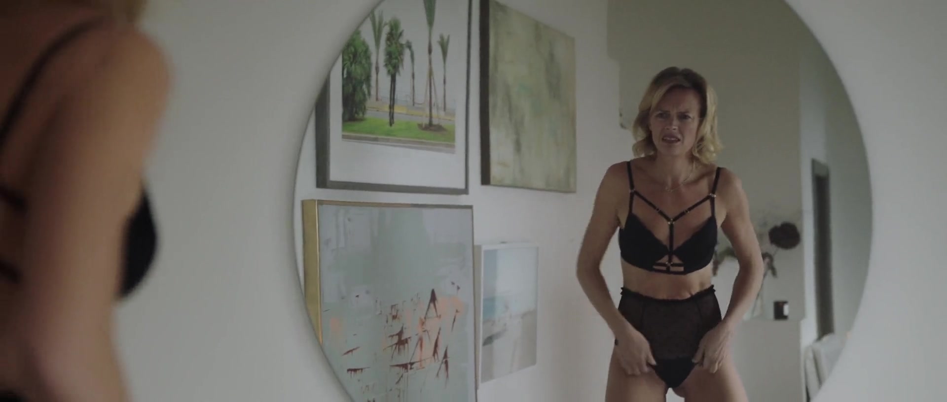 Dilan Gwyn & Josephine Bornebusch Nude Scenes in “Love Me” (Älska mig) Season 1: Episodes 1-5 (2019)