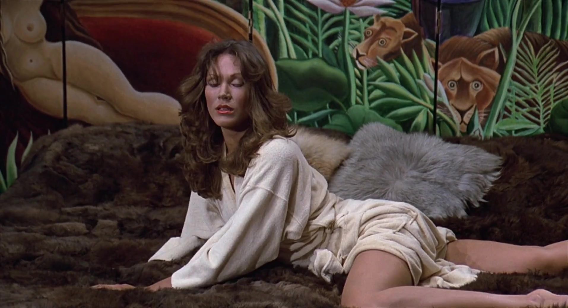 Pamela Hensley Nude Scenes & Chere Bryson in The Nude Bomb (1980) – Exclusive Video Gallery