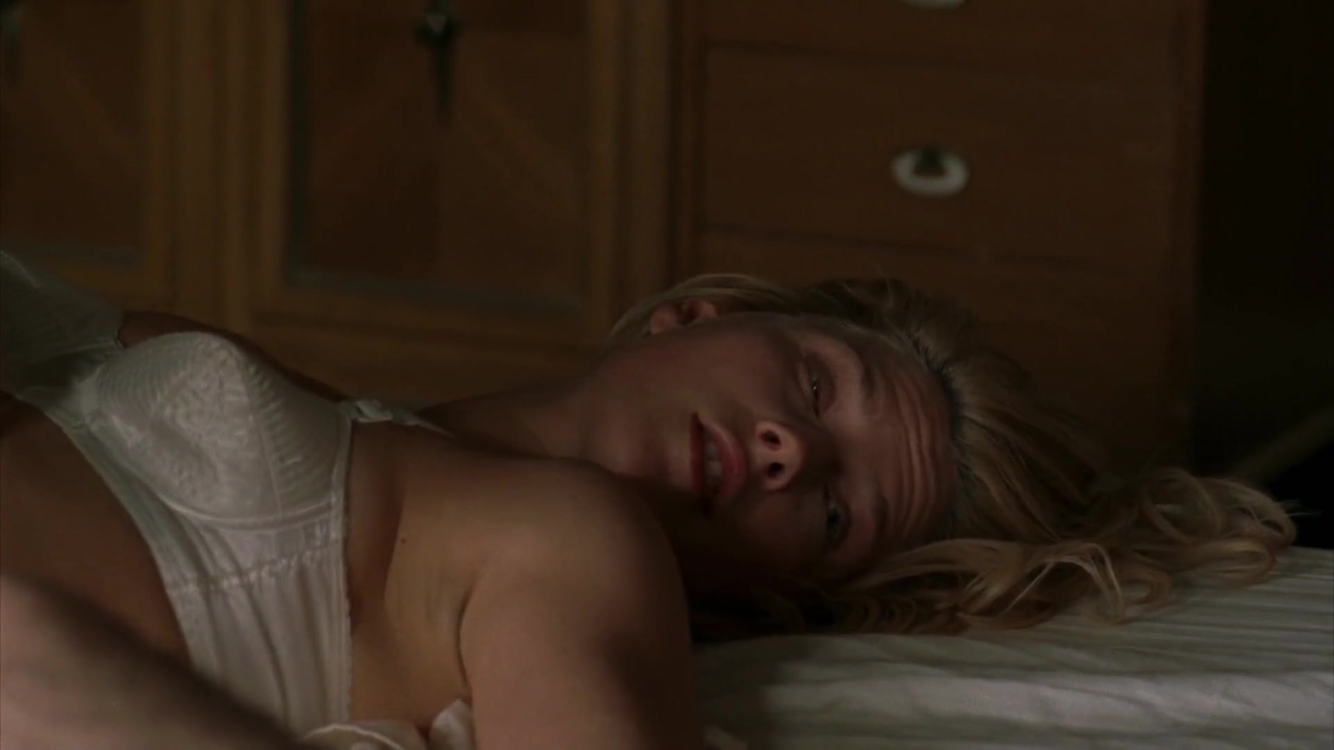 Ali Larter Nude Scene in Crazy (2007) – Uncensored Clips & Photos