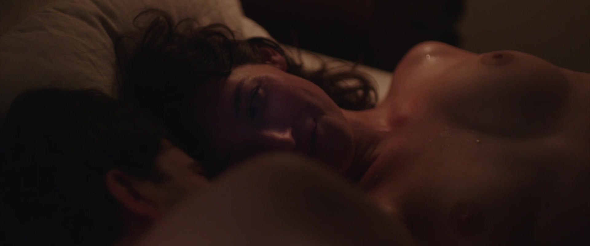 Jennifer Kim Nude Scene in Newly Single (2017) – Exclusive Photos & Video