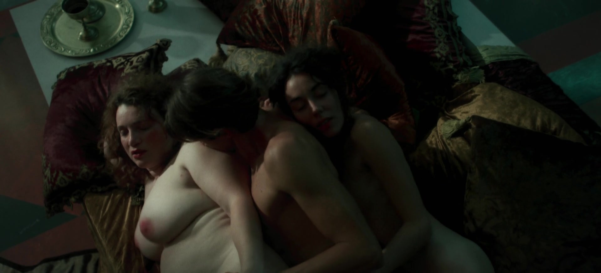 Ludivine Sagnier Nude Scene in The Serpent Queen S01E01 (2022) – Exclusive Photos & Video