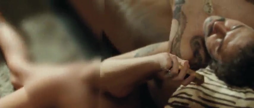 Catalina Denis Nude Scene in Le Mac (2010) – Exclusive Photos & Video