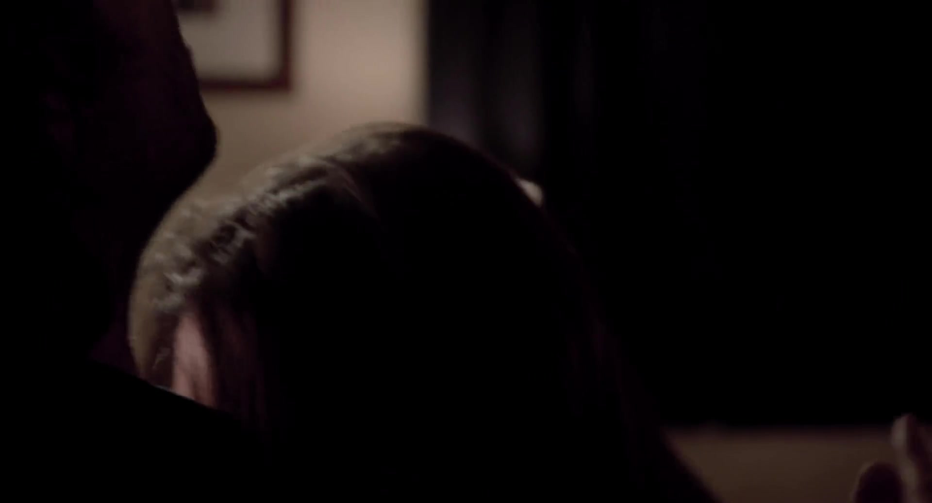 Kelen Coleman Nude Scenes in Flock of Dudes (2016): Most Realistic Sex Scenes Featuring Kelen Coleman