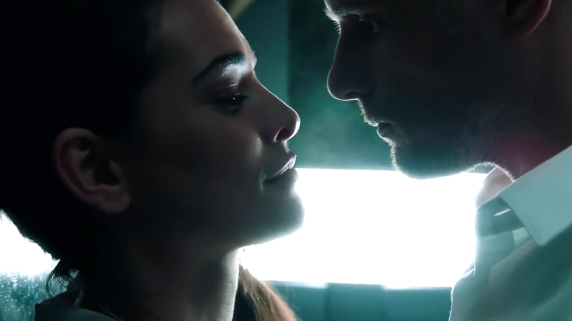 Into the Dark: Real Sex Scene in Elevator with Natalie Martinez – Mainstream European Cinema Highlights