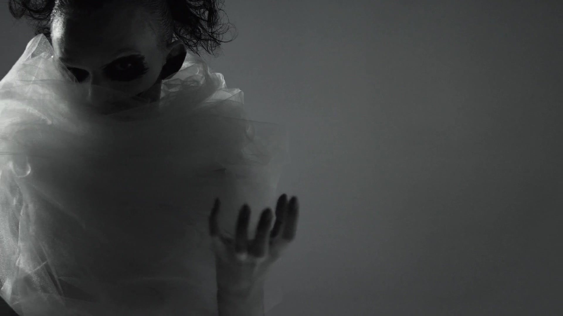 Marilyn Manson “Third Day of a Seven Day Binge” Sex Scene Video – Watch Online